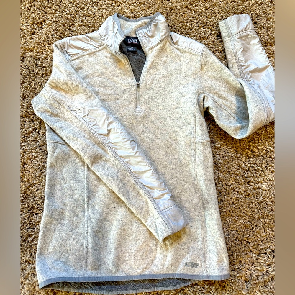 Women’s wool Outdoor Research zip up pullover size small.